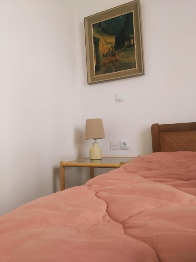 Experience An Easy Living Place Downtown In Athene Buitenkant foto
