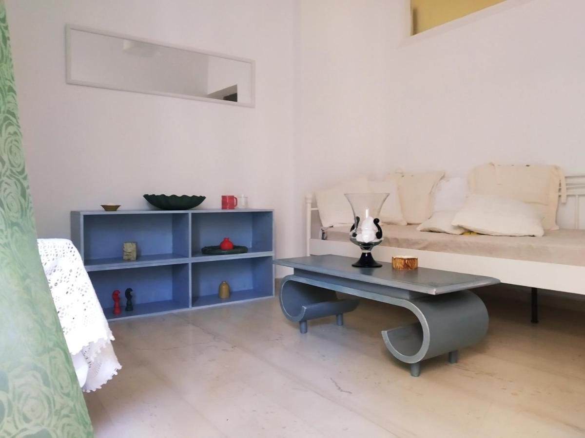 Experience An Easy Living Place Downtown In Athene Buitenkant foto
